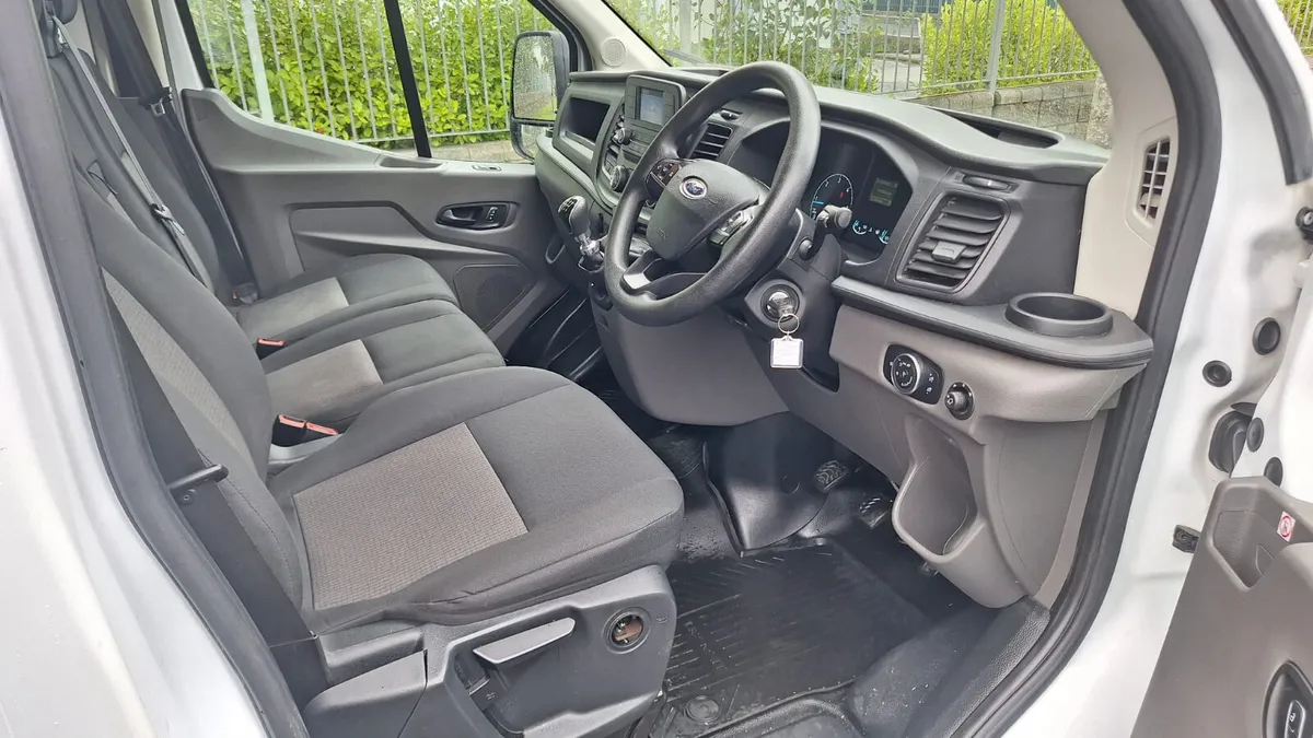 Ford Transit 2022 - Image 3