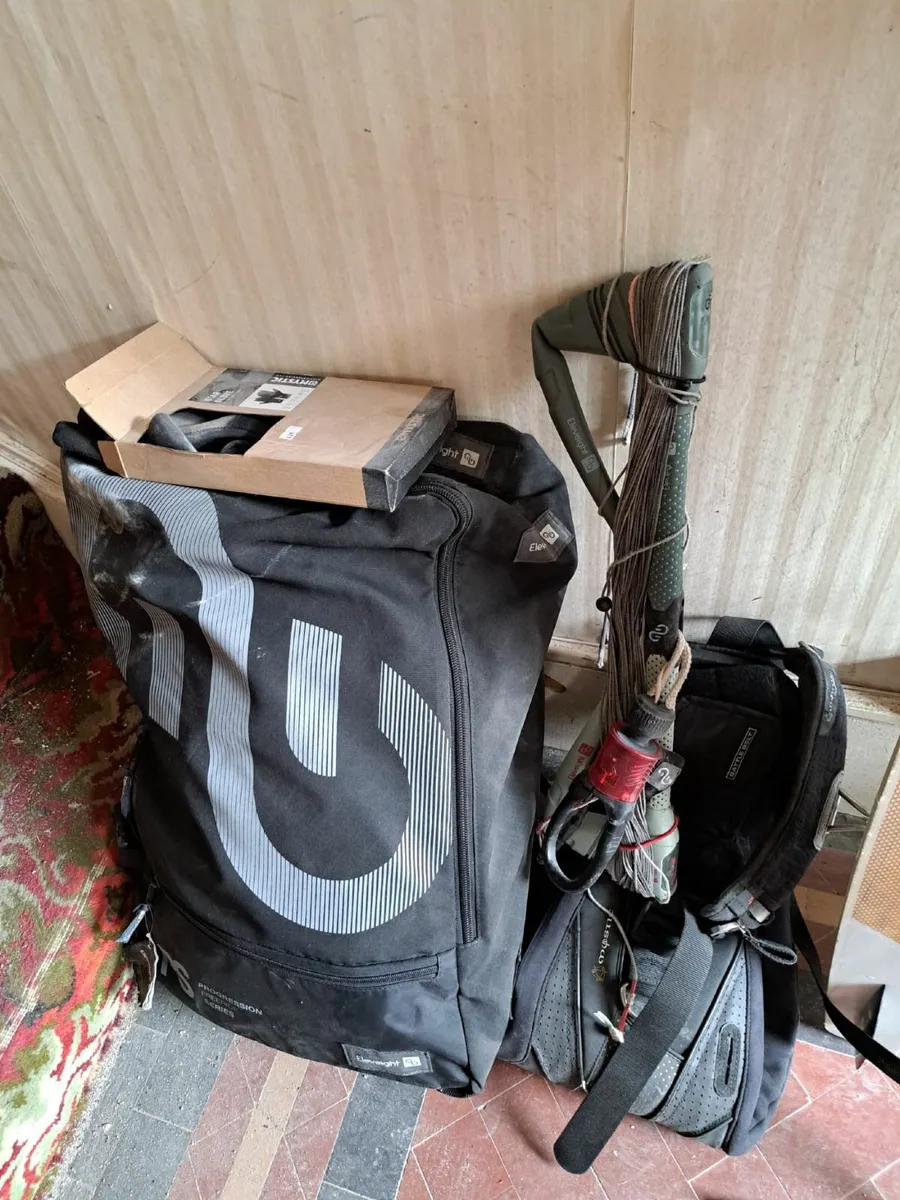 Kitesurfing Equipment - Full Package - Image 4