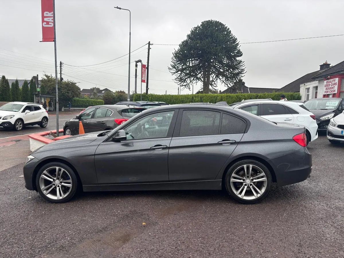 BMW 3-Series 2012   318D SPORT - Image 3