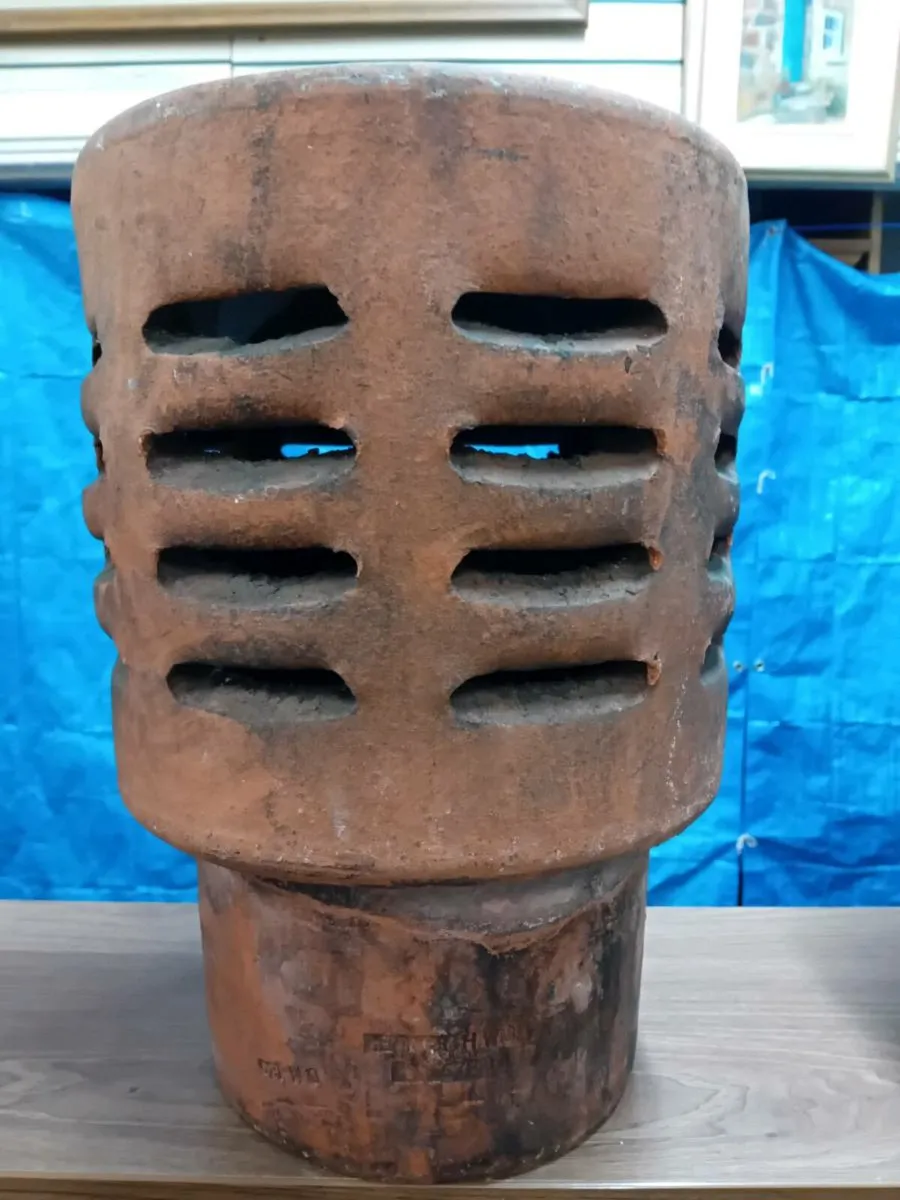 Vintage Terracotta Chimney Pot - Image 1