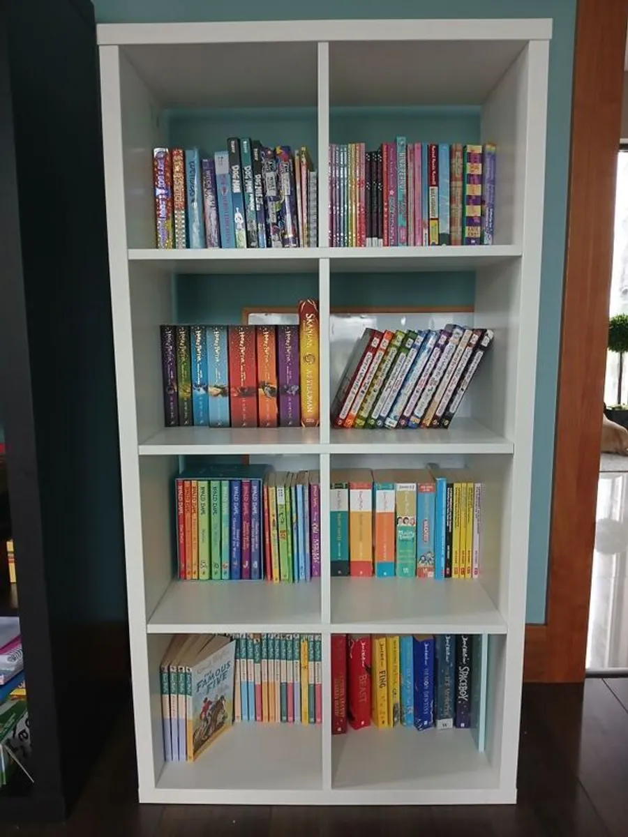 book shelf - Image 1