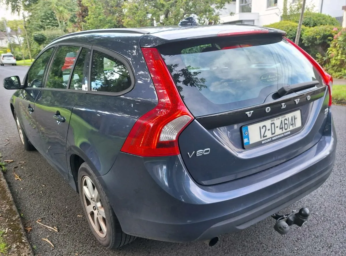 VOLVO V60 T3. BRAND NEW NCT. FSH. - Image 4