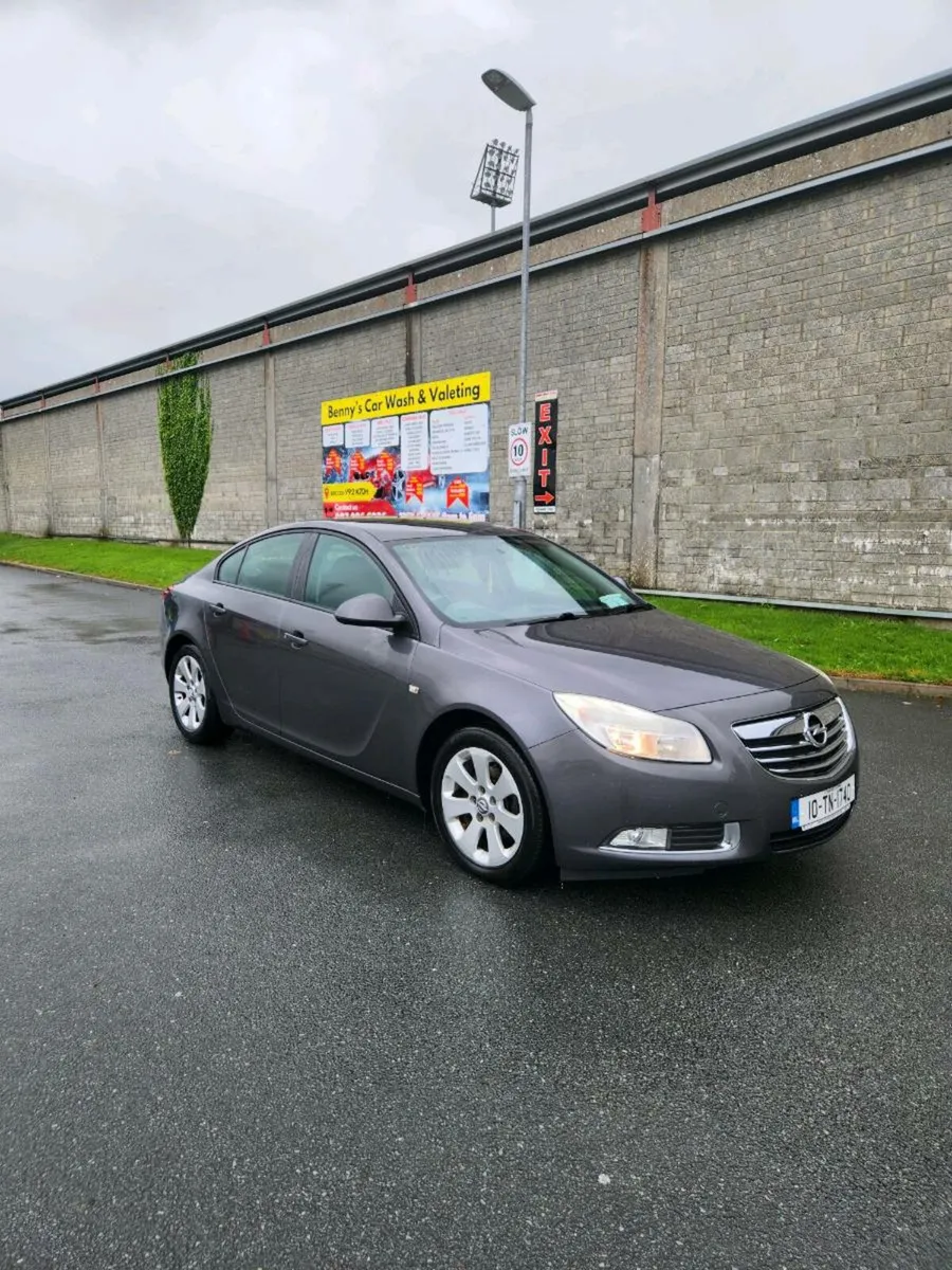 2010 opel insignia diesel low kms - Image 1