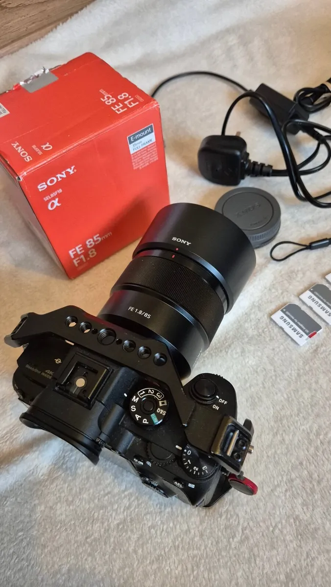 Sony A7Riii Camera & 85mm Prime Lens - Image 1