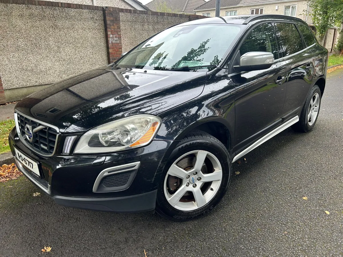 Volvo XC60 2011 R - Design Auto - Image 3