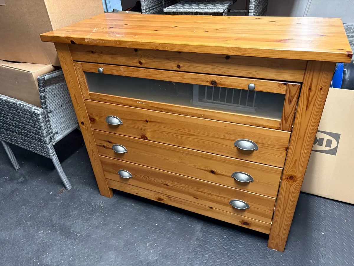 Set of Drawers