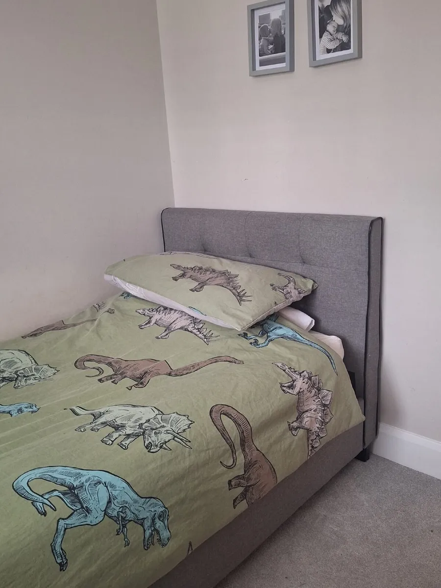 Single Bed - Image 2