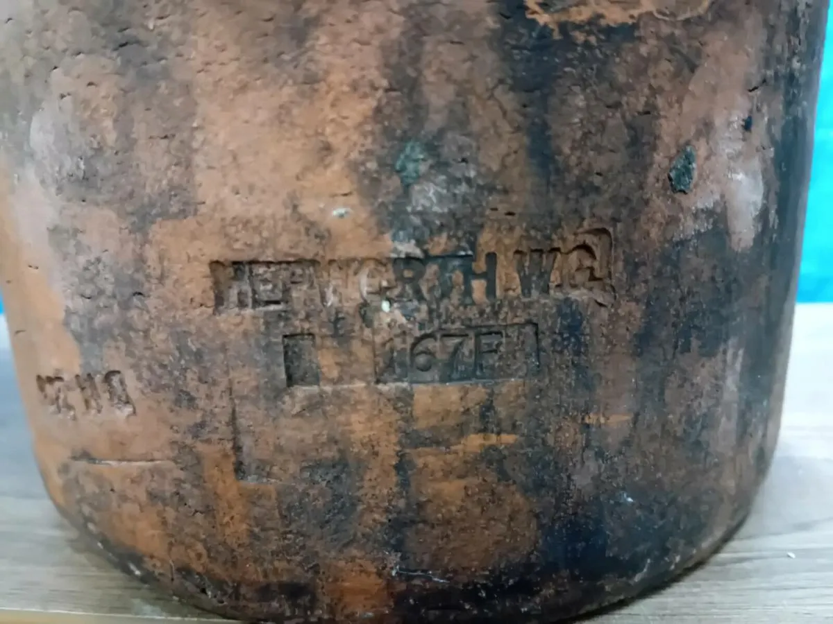 Vintage Terracotta Chimney Pot - Image 2