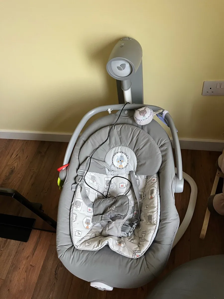 Baby swing for sale