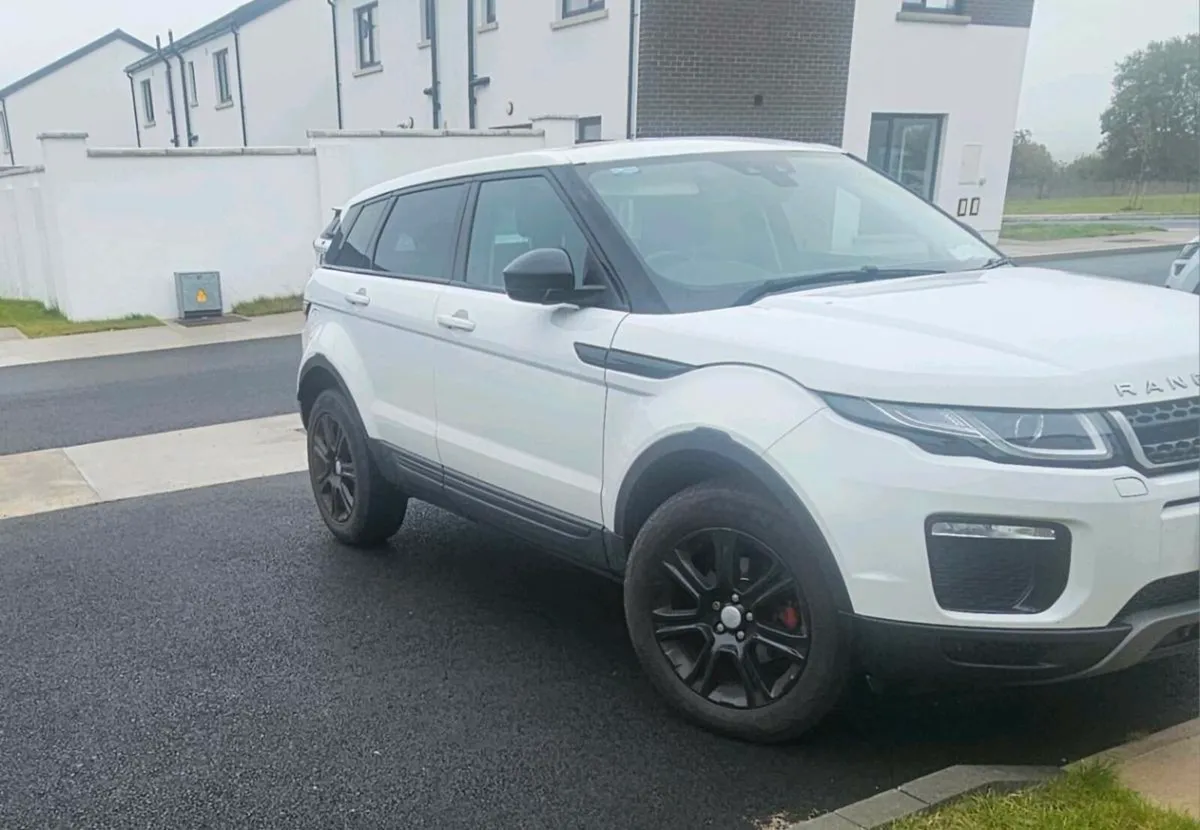 Range Rover Evoque - Image 1