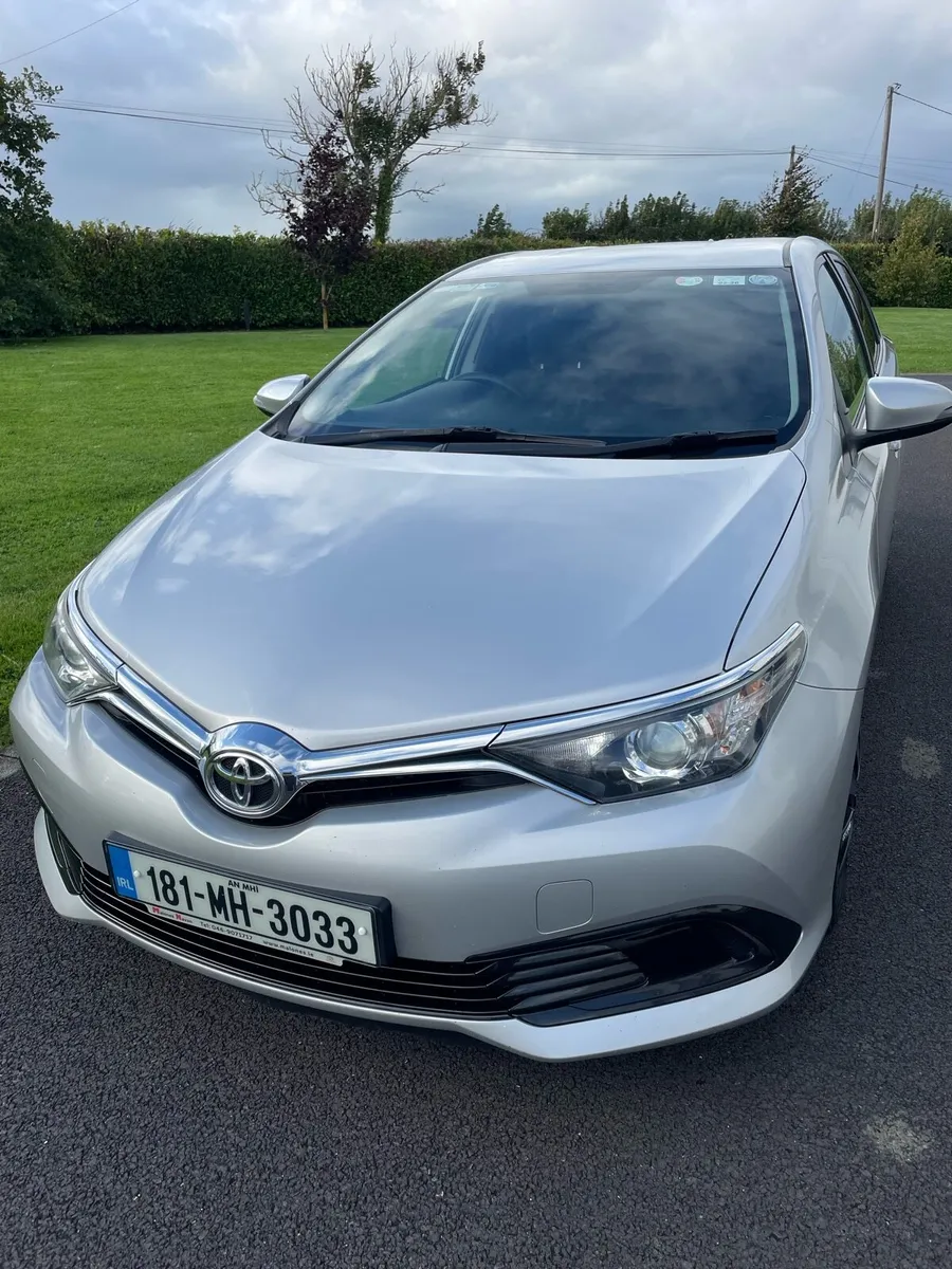 Toyota Auris Van - Image 2