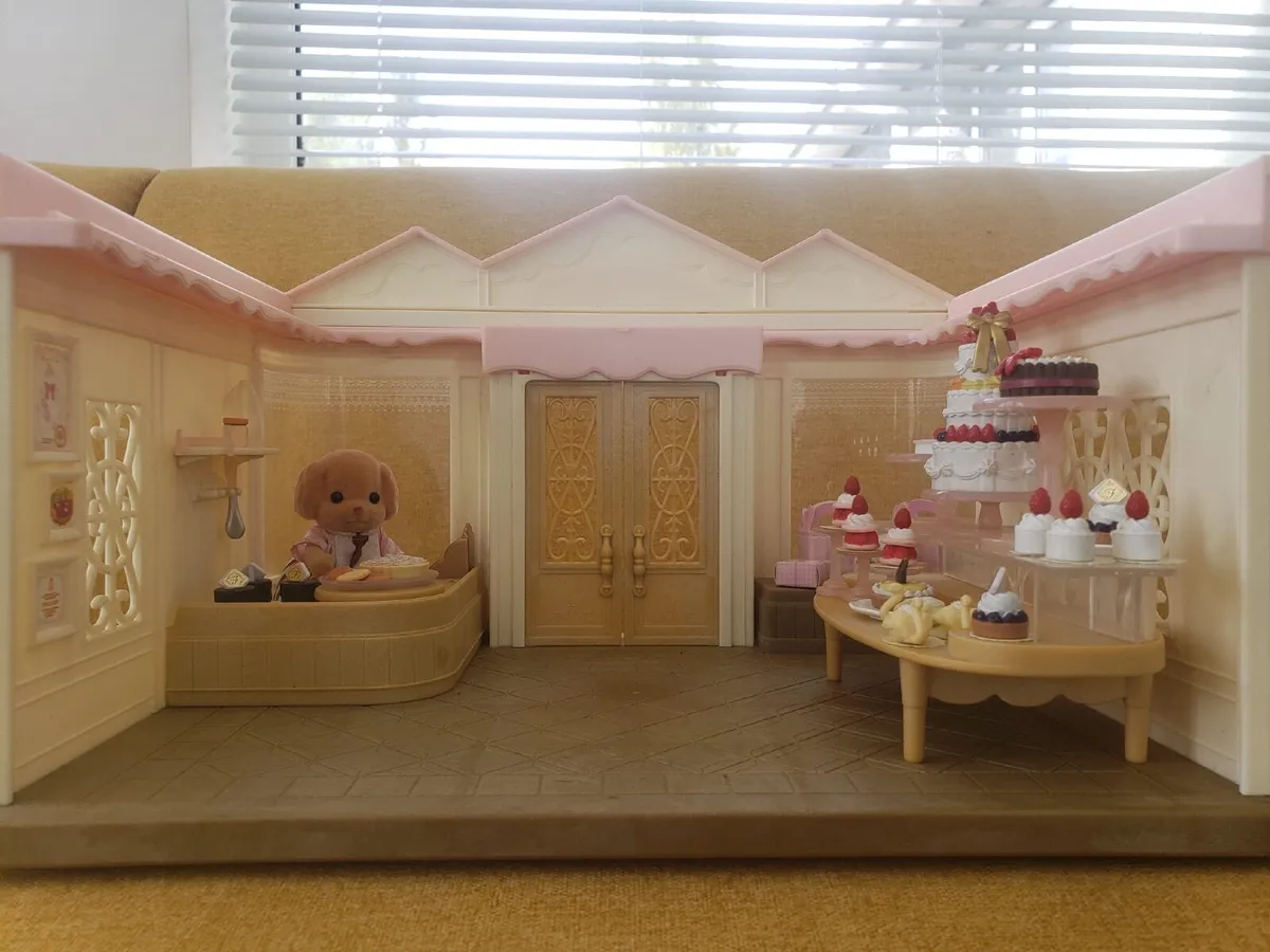Toys - Image 3