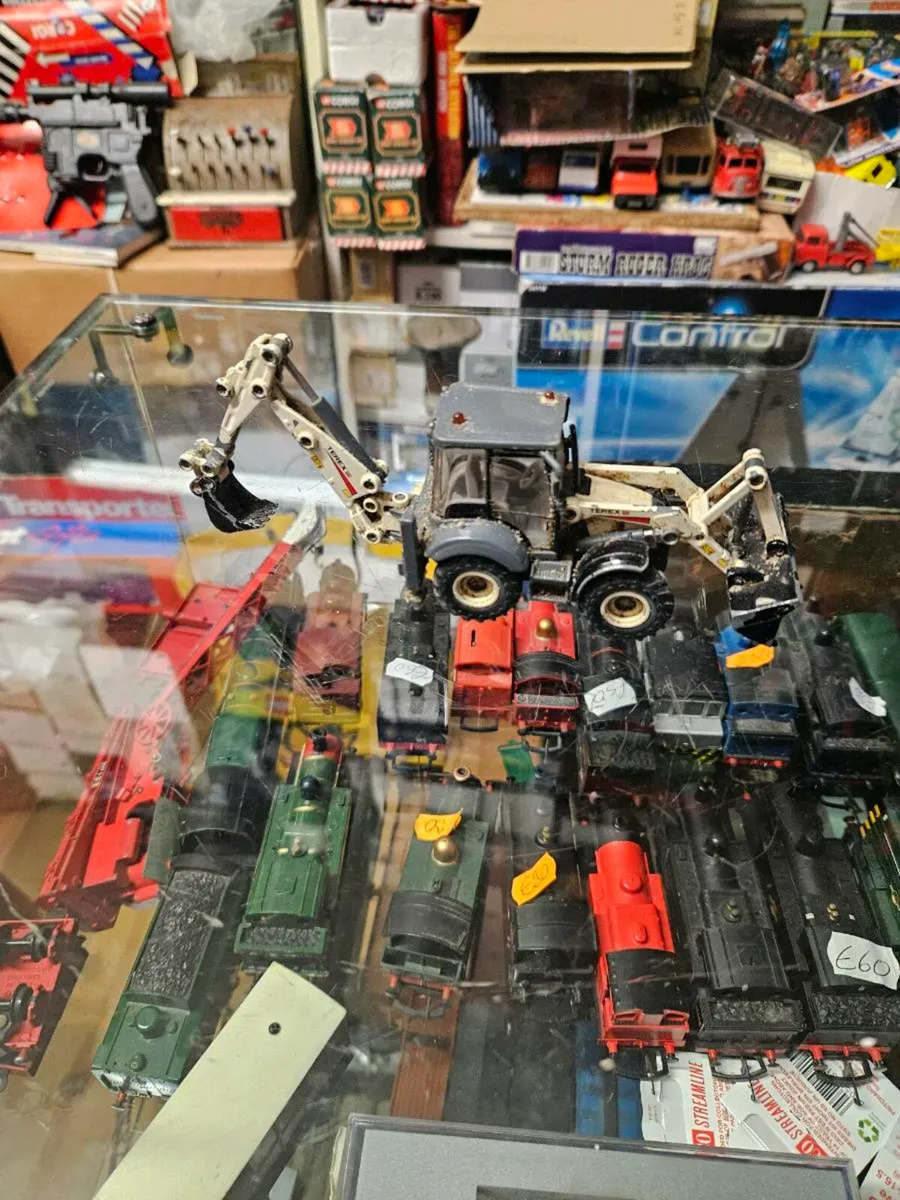 Corgi Siku Loader - Image 3