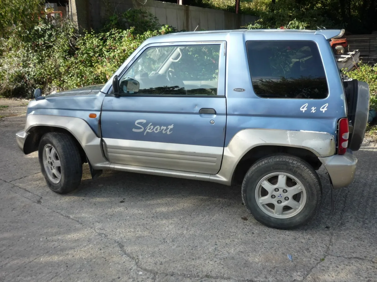 4x4 Hi/Low Pajero Junior 5spd 1.1L - Image 1