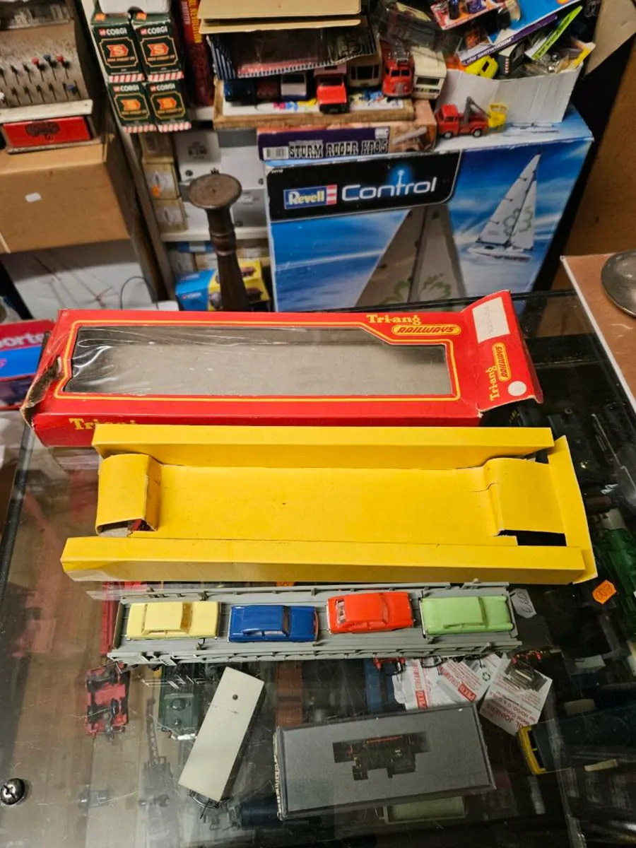 Hornby Triang OO Gauge Car Transporter - Image 4