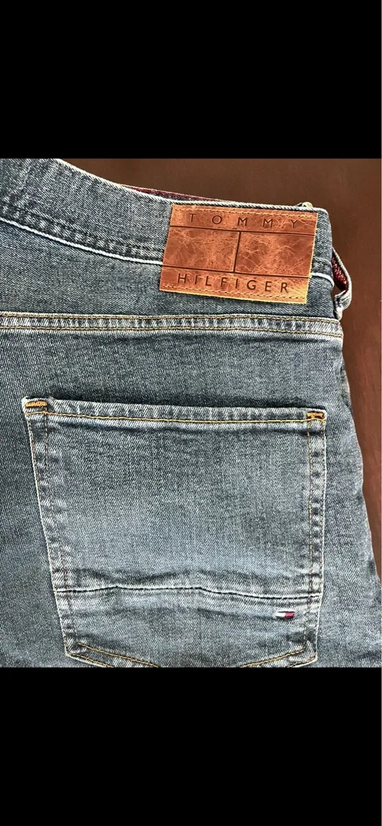 Tommy Hilfiger Jeans - Image 2