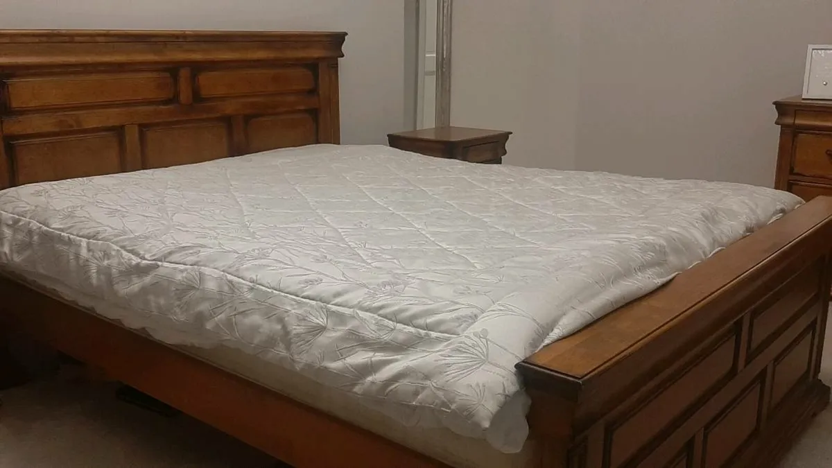 Furniture - Image 4
