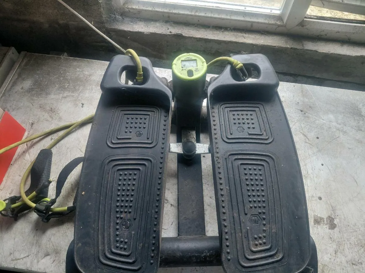 House clearance - Image 1