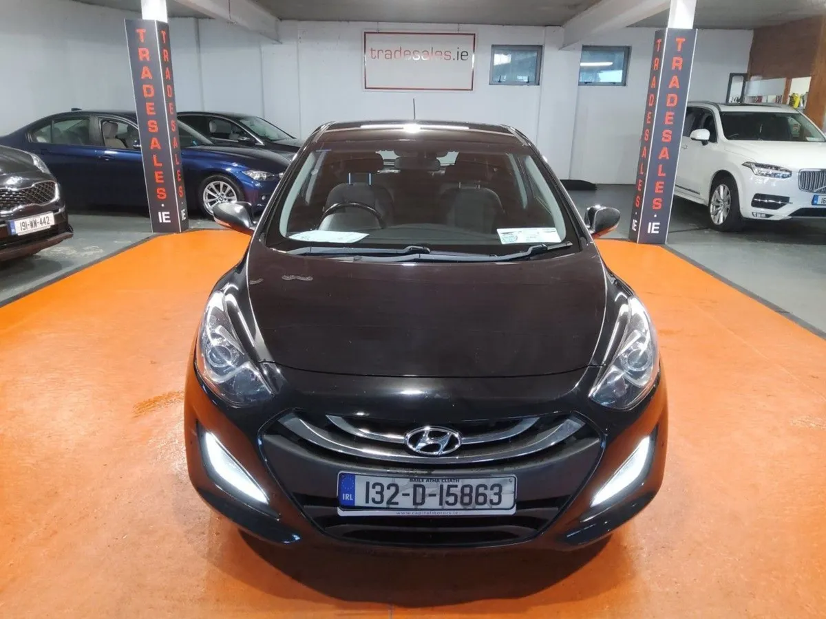 Hyundai i30 1.6 Diesel Deluxe - Image 1