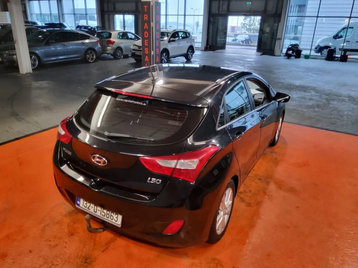 Hyundai i30 1.6 Diesel Deluxe - Image 3