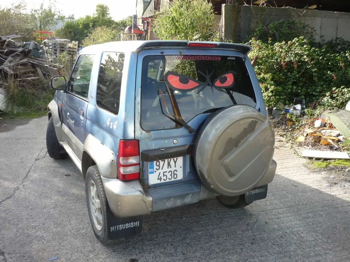 Mitsubishi Pajero 1997 - Image 2