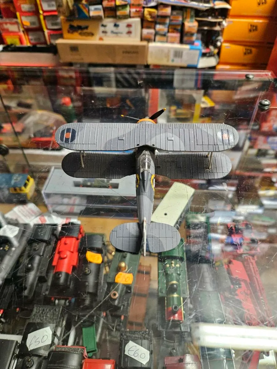 Corgi Oxford Gloster Gladiator - Image 3
