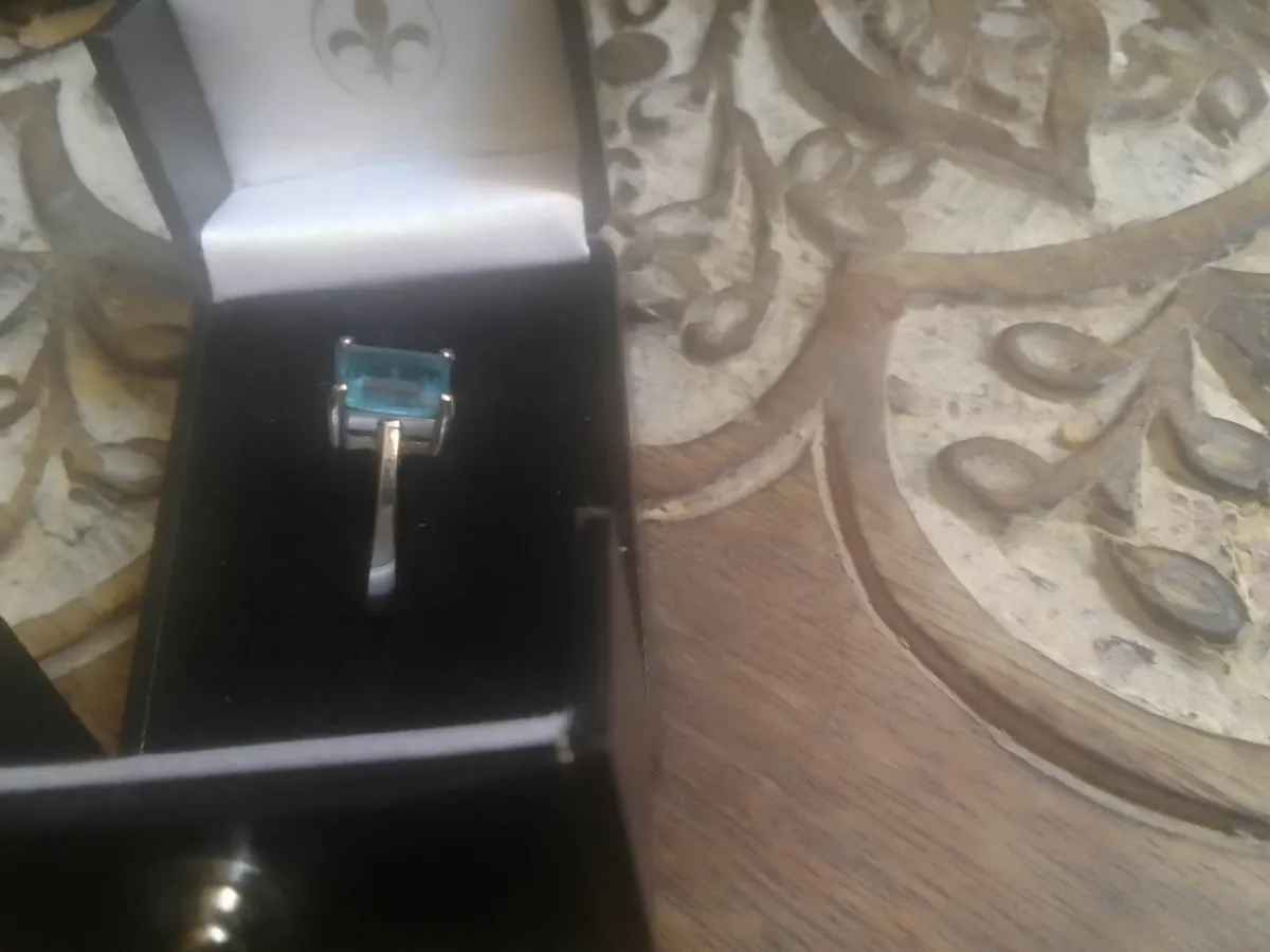14ct WHITE GOLD VINTAGE AQUAMARINE RING O - Image 2