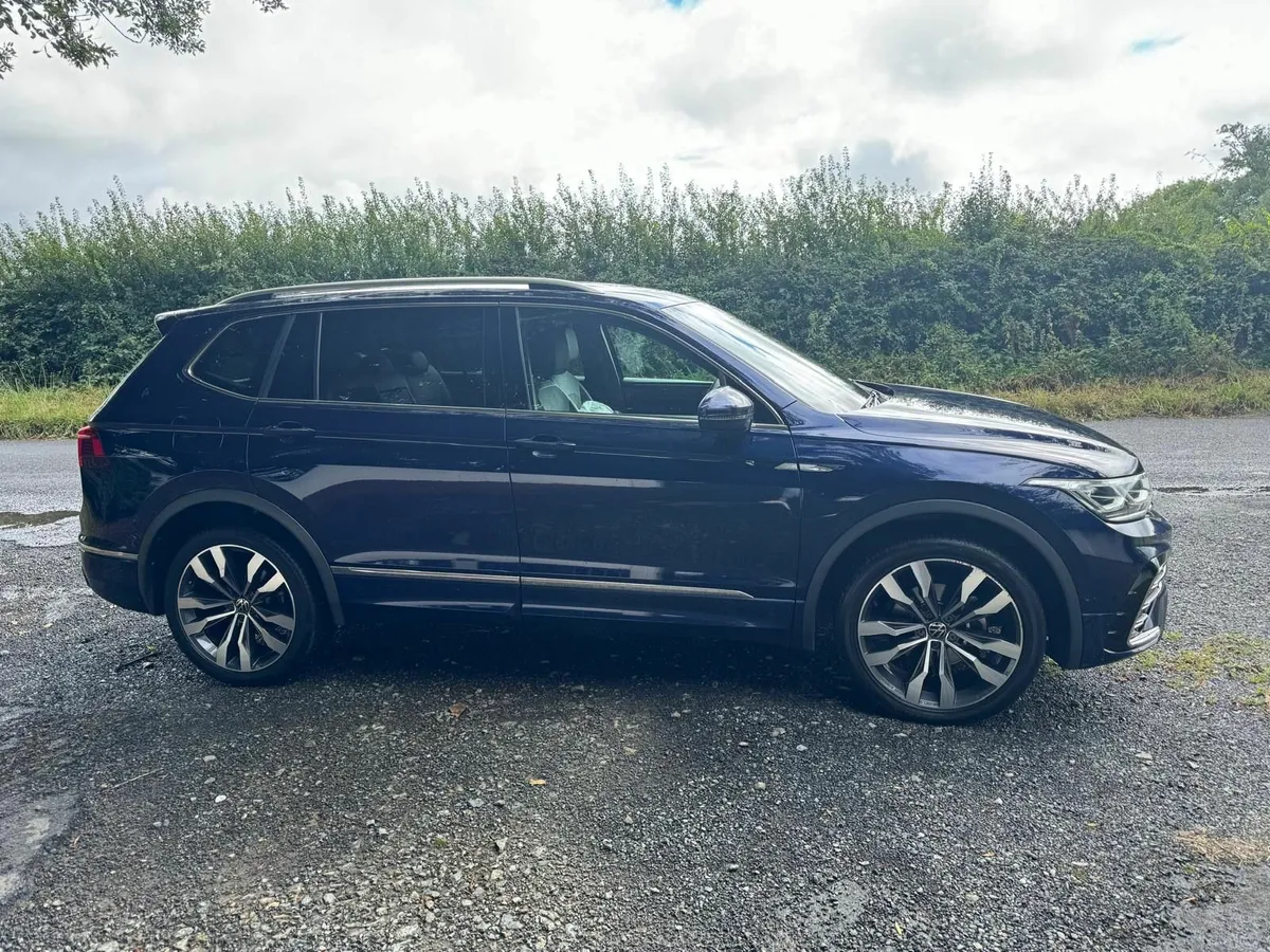 Volkswagen Tiguan 2023 - Image 3