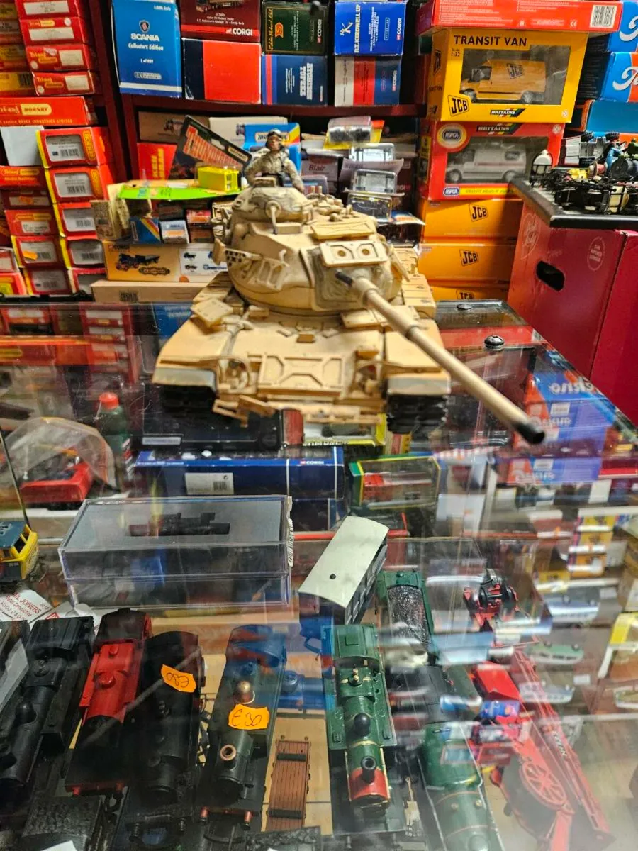Corgi Unimax Forces of Valor American M60 - Image 2