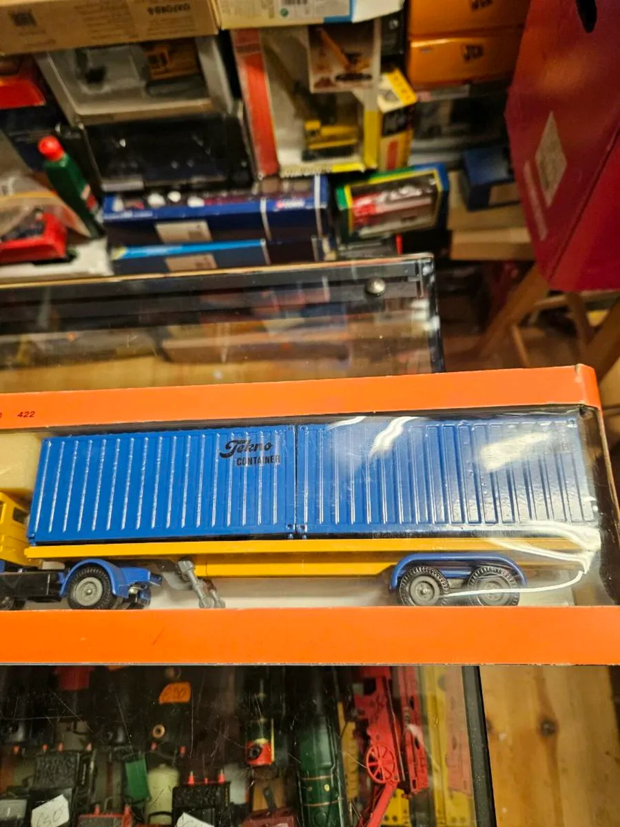 Corgi Tekno Scania Tractor Unit and Trailer 1.50 - Image 3