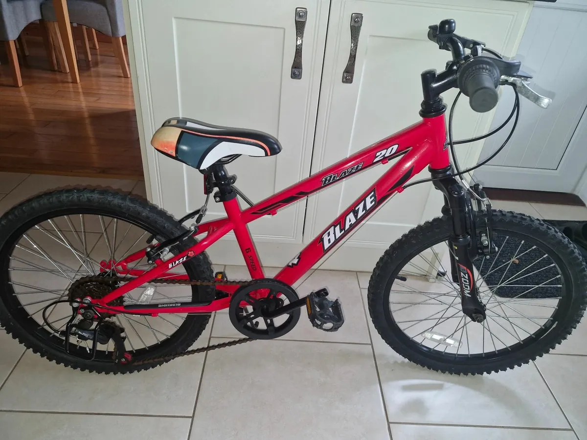 Mountain bike childs immaculate 20 inch wheels - Image 1