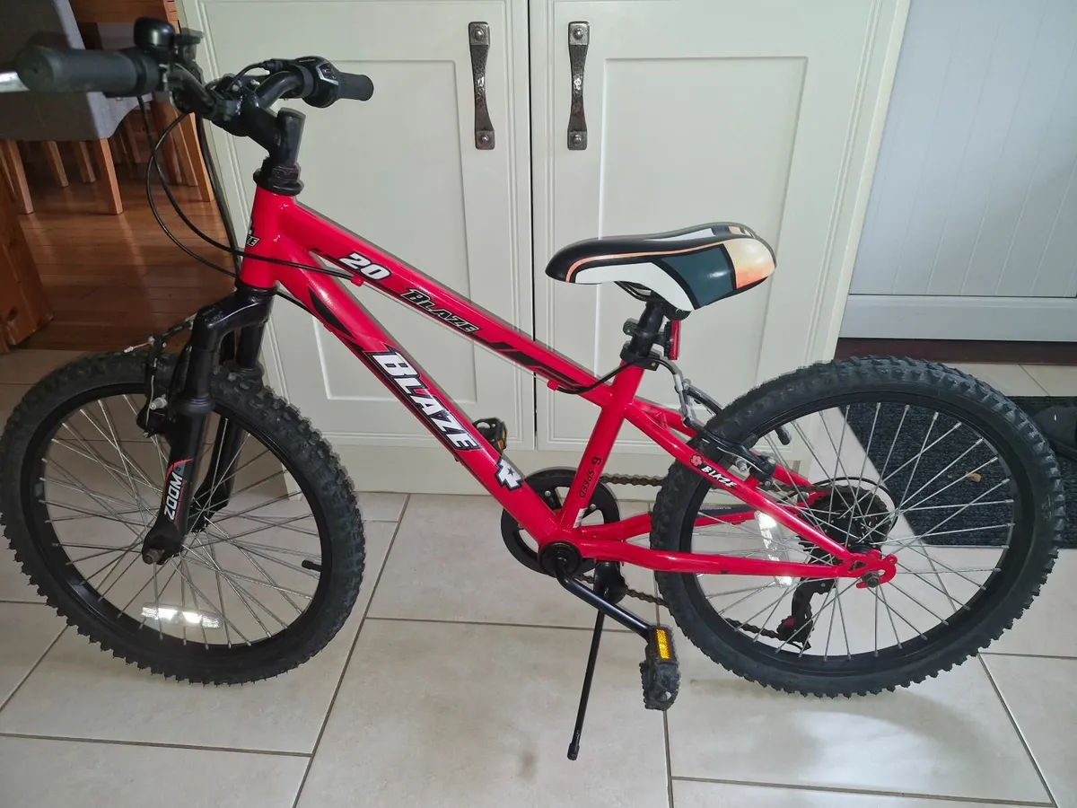 Mountain bike childs immaculate 20 inch wheels - Image 4