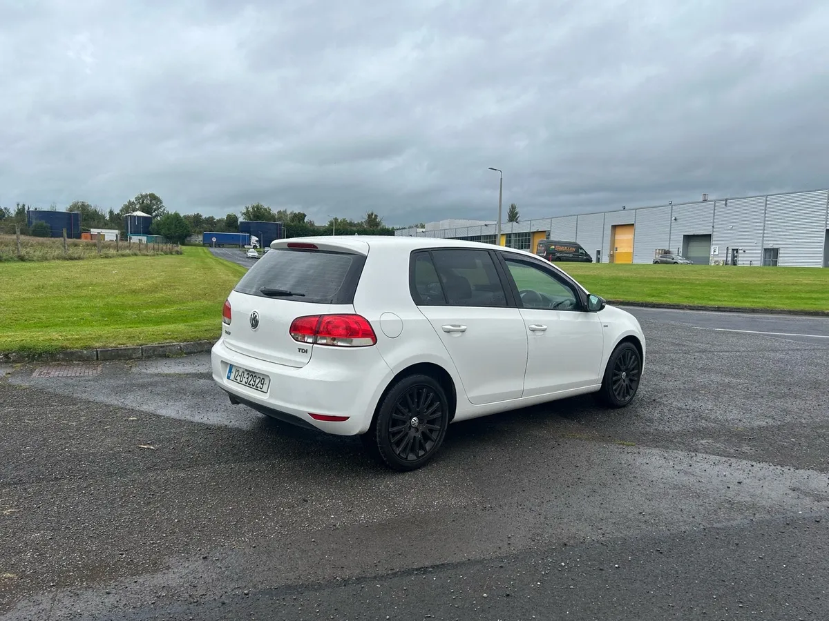 2012 Vw golf mk6 1.6tdi Automatic Match model - Image 2