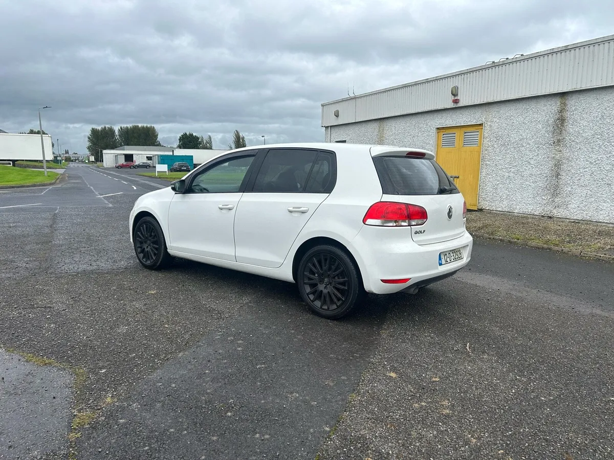 2012 Vw golf mk6 1.6tdi Automatic Match model - Image 3