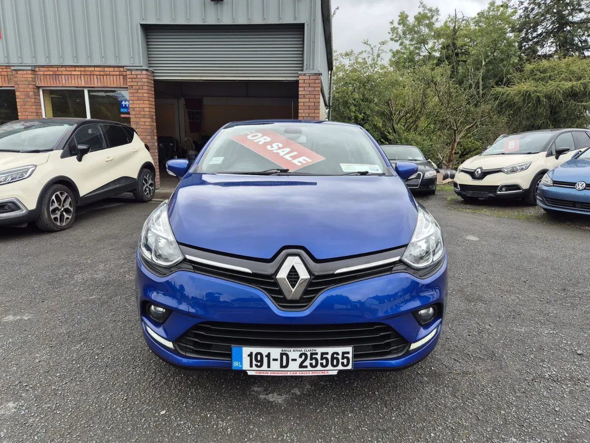 2019 RENAULT CLIO 1.0 MANUAL PETROL - Image 4