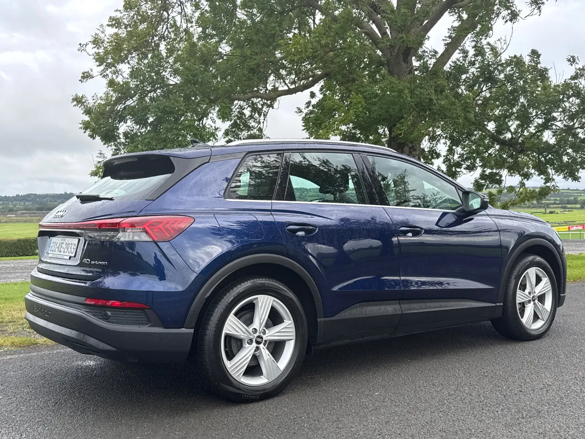 Audi 2023 E-tron 40 Advance - Image 4