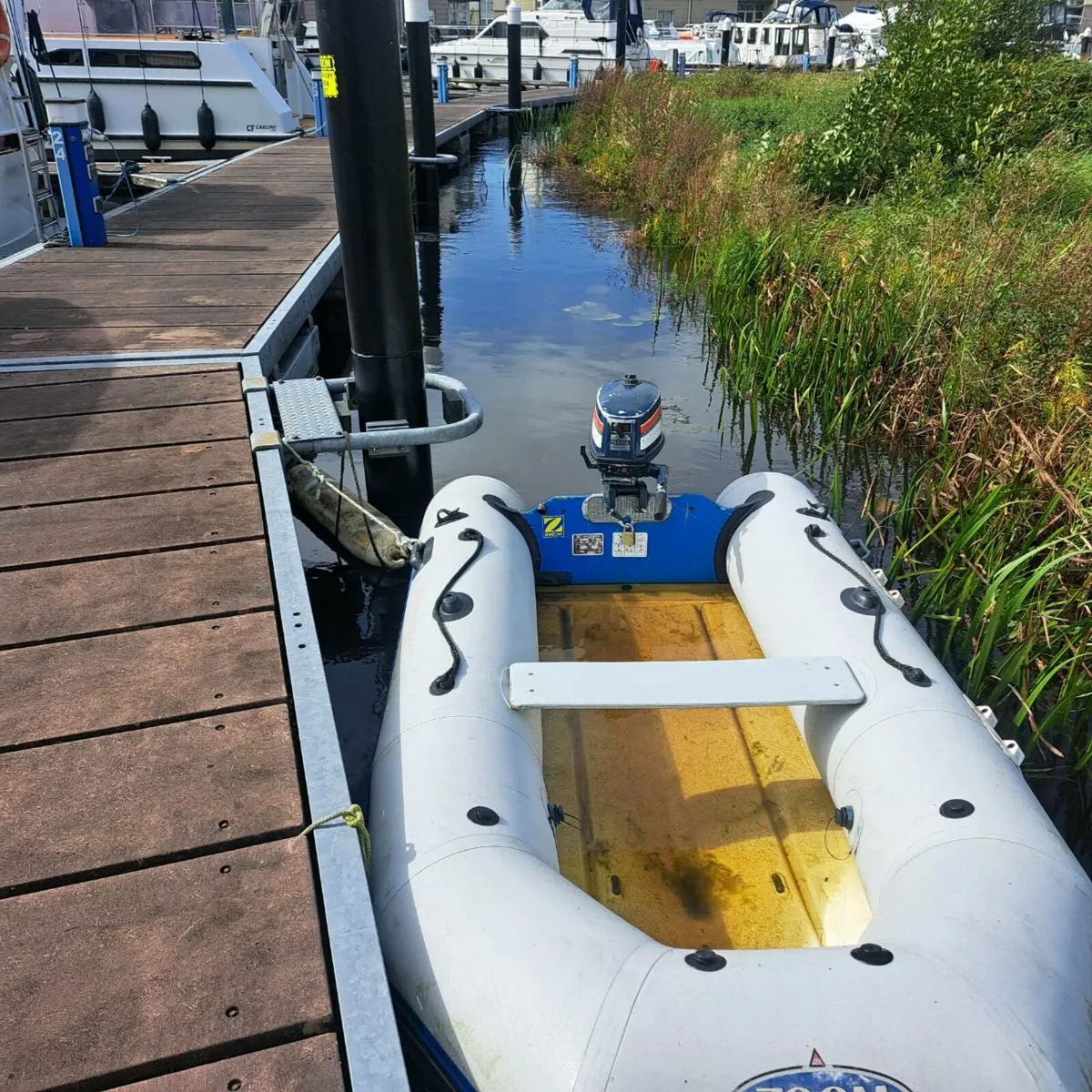 3 metre rib 4hp yamaha 2 stroke - Image 1