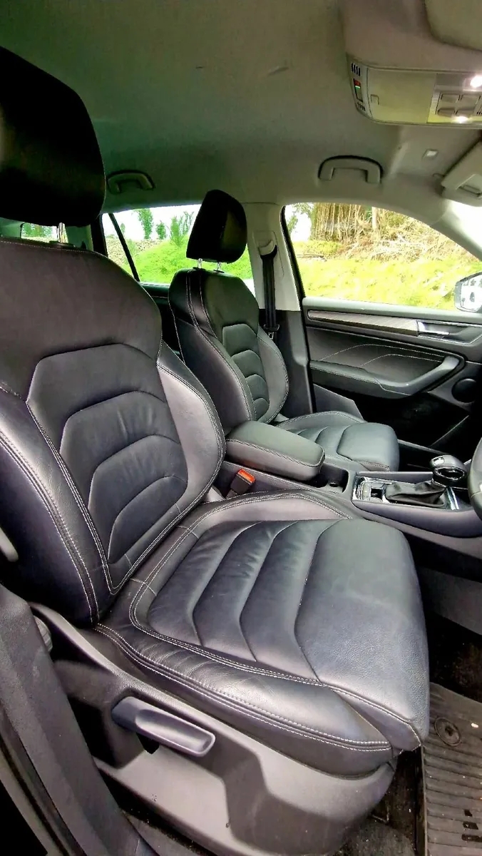 SKODA KODIAQ 7 SEATER AUTOMATIC DIESEL - Image 3
