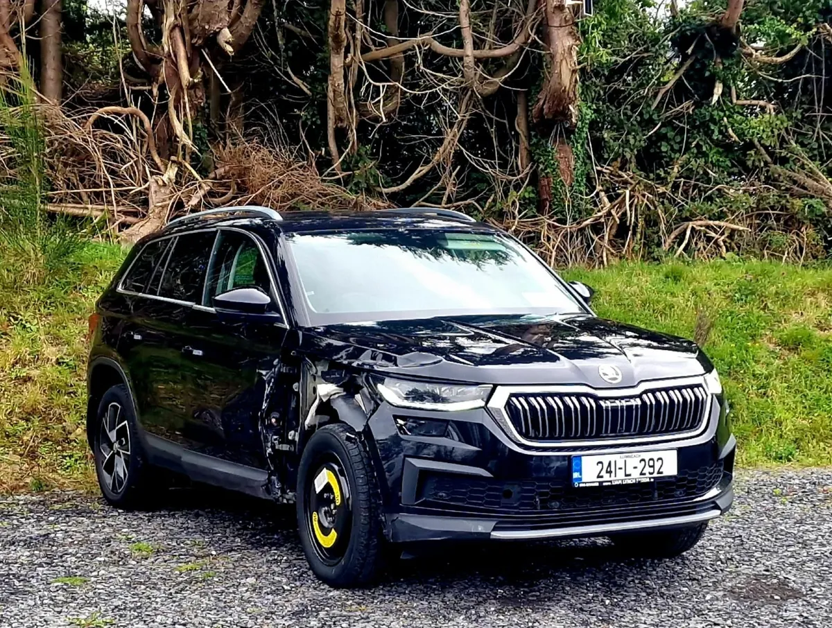 SKODA KODIAQ 7 SEATER AUTOMATIC DIESEL - Image 4