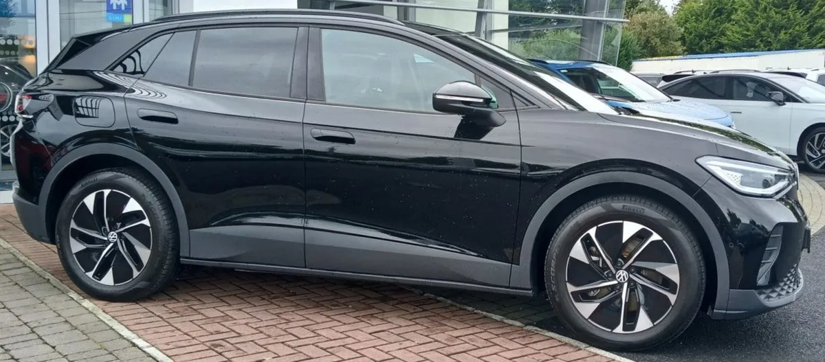 Volkswagen ID.4 PRO Plus 77kwh 286HP  fully Elect - Image 2