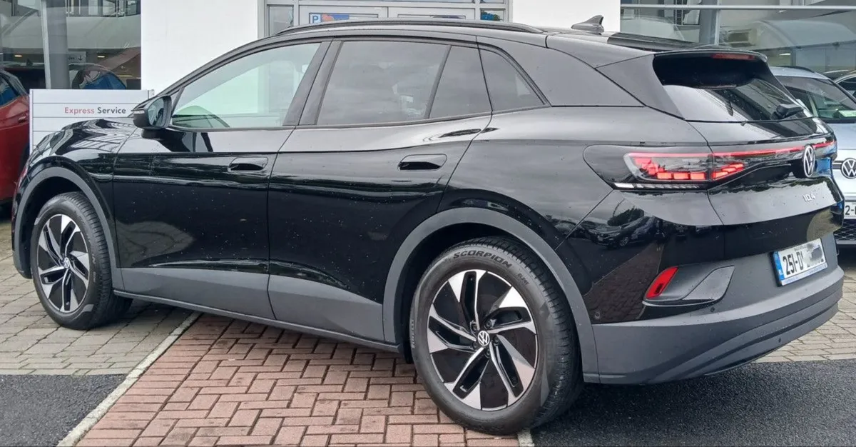 Volkswagen ID.4 PRO Plus 77kwh 286HP  fully Elect - Image 4