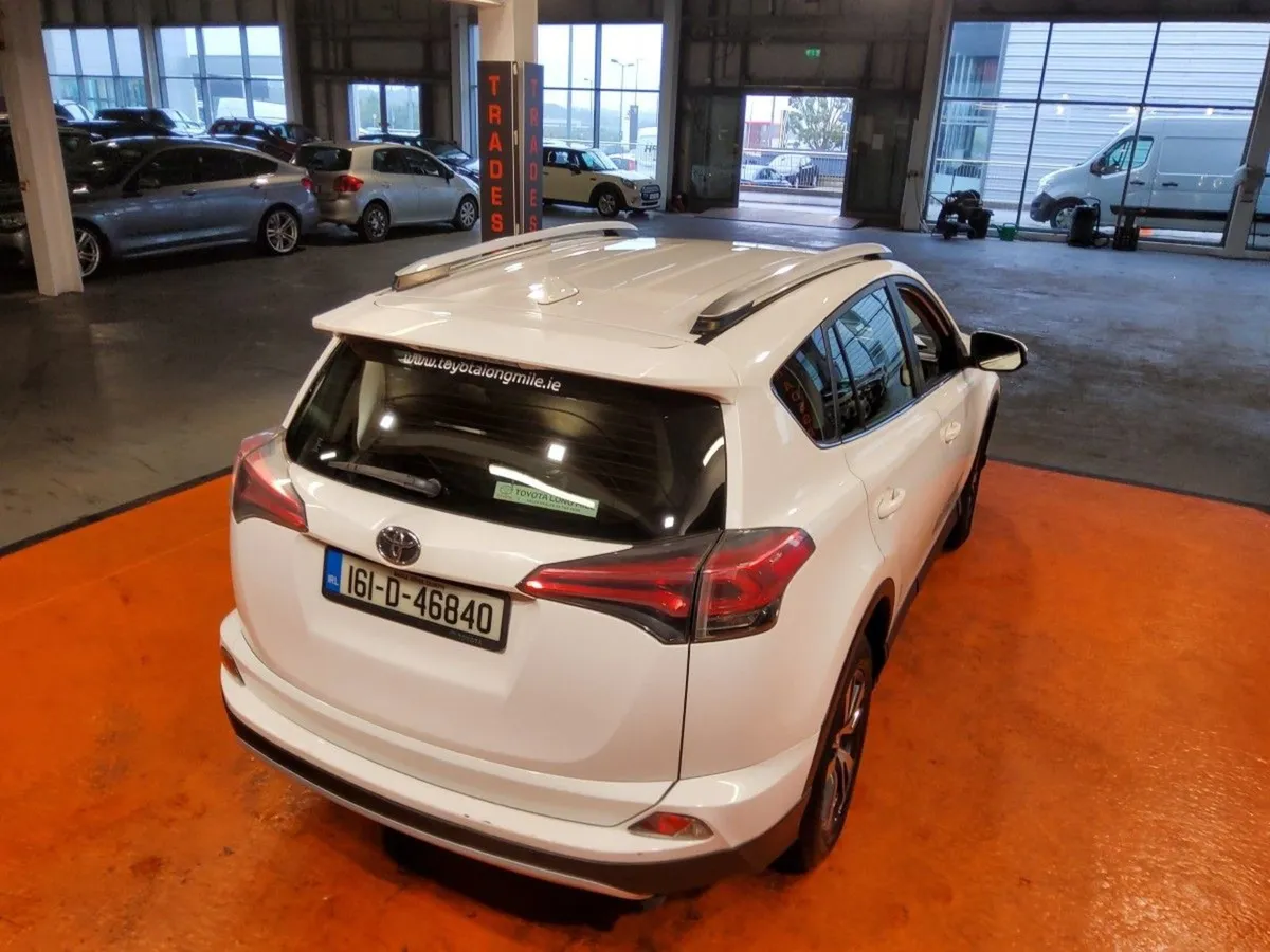 Toyota Rav4 2.0 D-4d (143) 2WD Luna - Image 3