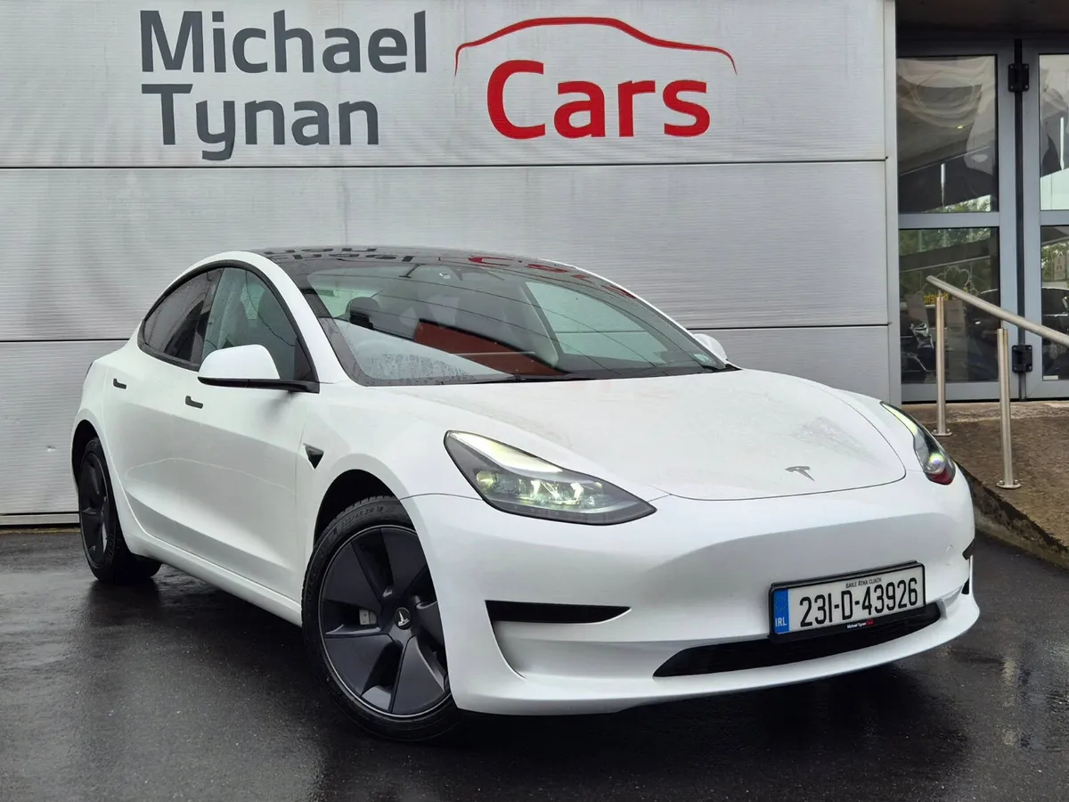 2023 Tesla 3 Standard, Black Leather, CarPlay - Image 1