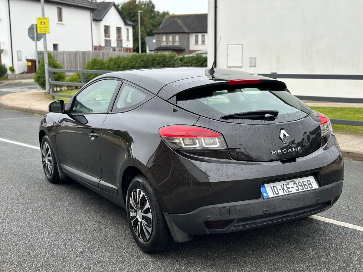 2010 renault megane 1.5dci diesel with nct and tax - Image 4