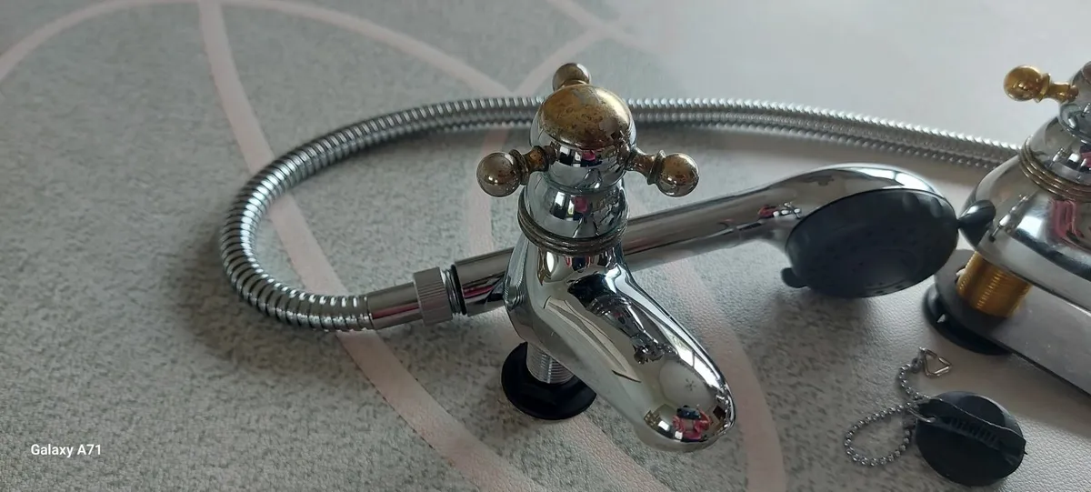Bathroom taps - Image 2