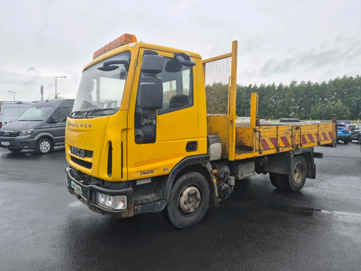 Iveco 7.5 ton tipper full cvrt - Image 2