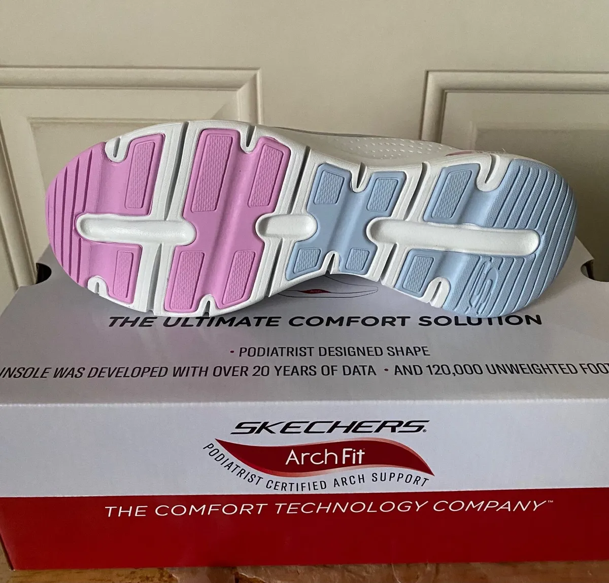 NEW Skechers arch fit - Image 2