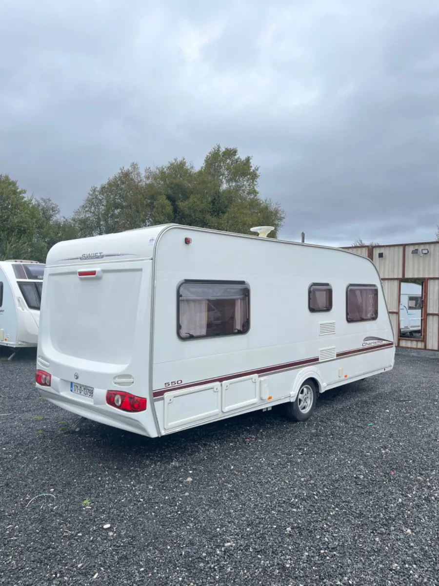 Swift 4 Berth Fixed Bed + Awning Caravan - Image 4