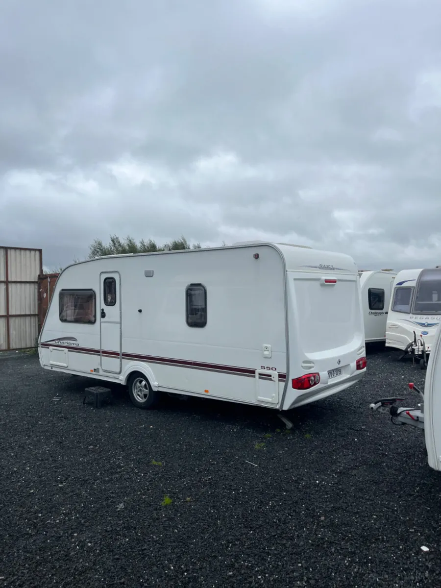 Swift 4 Berth Fixed Bed + Awning Caravan - Image 3