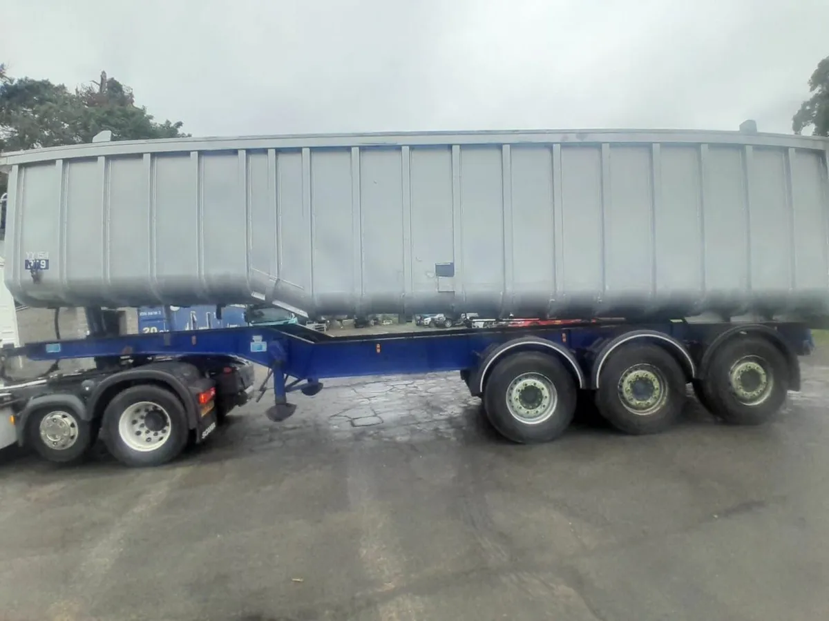 Bulk Tipping Trailer - Image 1